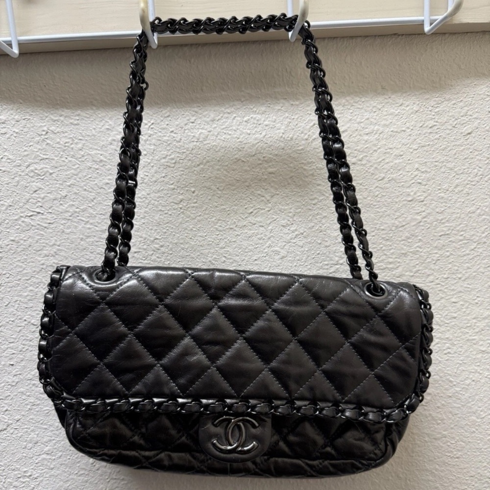 CHANEL CHAIN ME AROUND CLASSIC FLAP BAG